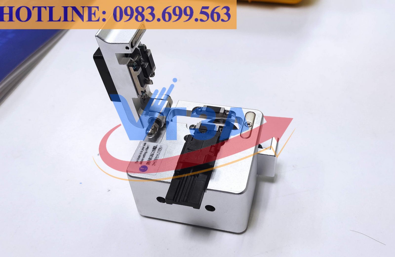 dao-cat-soi-quang-tribrer-clv-200b-bao-gia dao-cat-soi-quang-tribrer-clv-200b-bao-gia