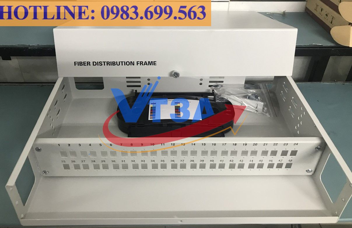 hop-phoi-quang-odf-48fo-48-core-khay-truot-ran-rack